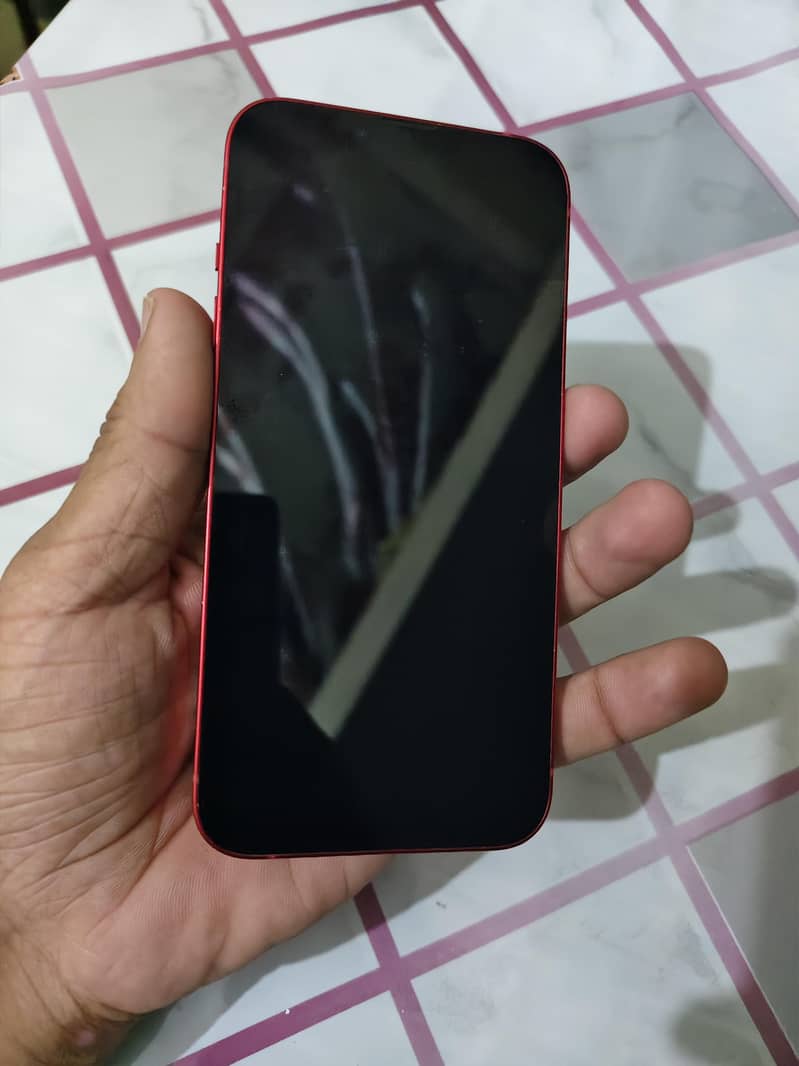 Apple iPhone 13 6