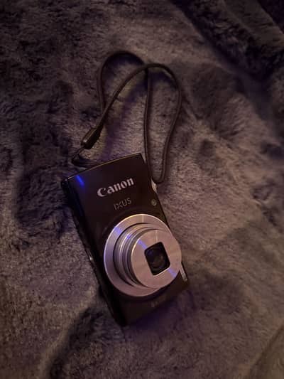 Canon ixus 147
