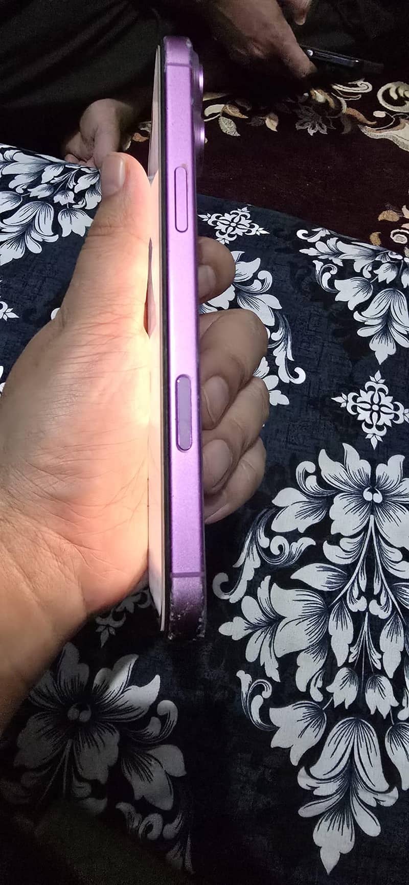 Apple iPhone 16 Plus 4
