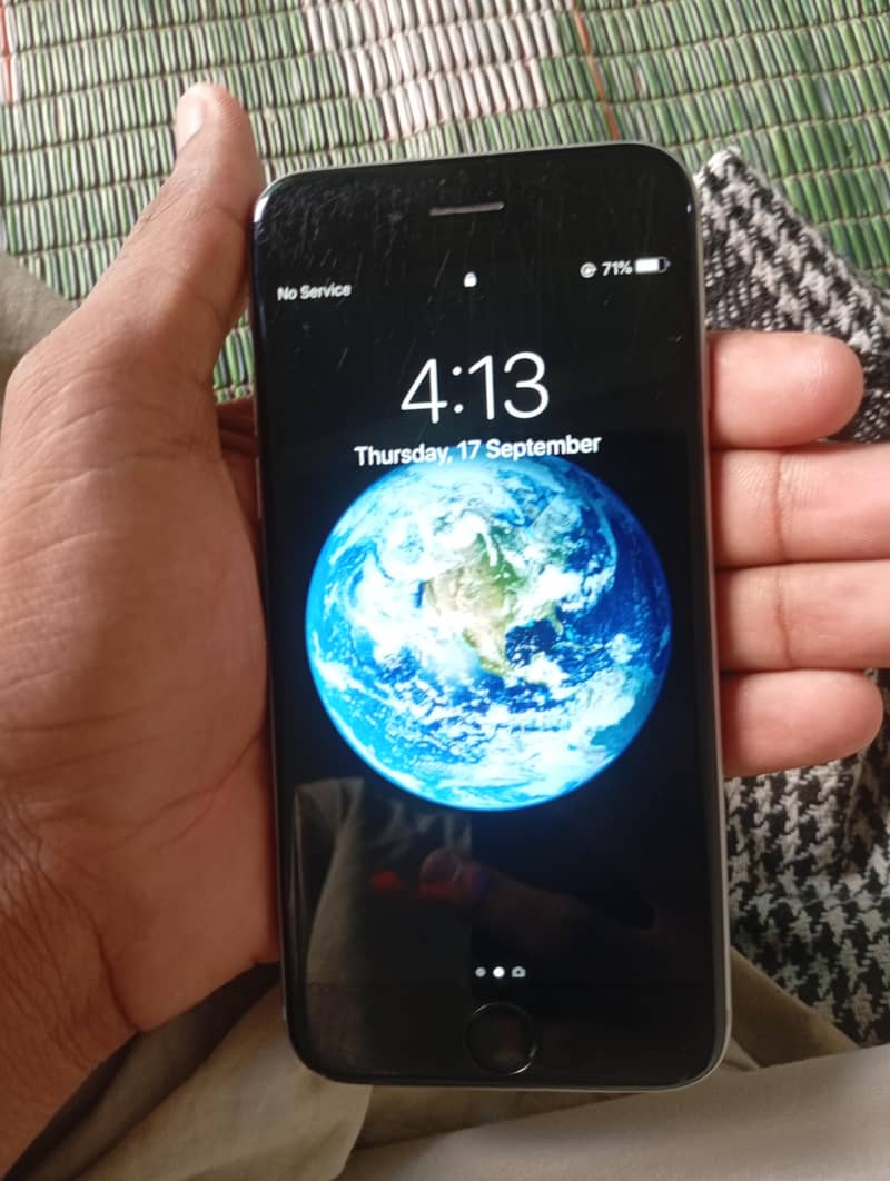 Apple iPhone 6 0