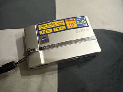 Sony 7.2mp digi cam