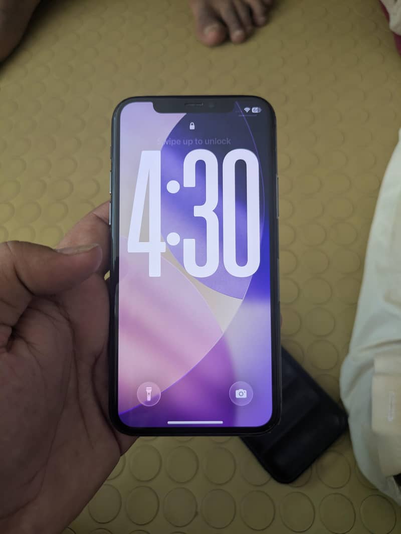 Apple iPhone 11 Pro 1