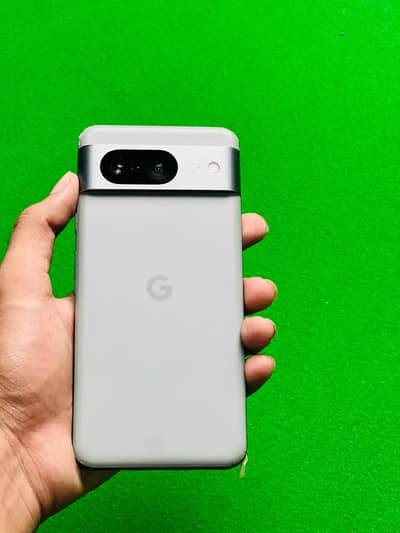 Google Pixel 8