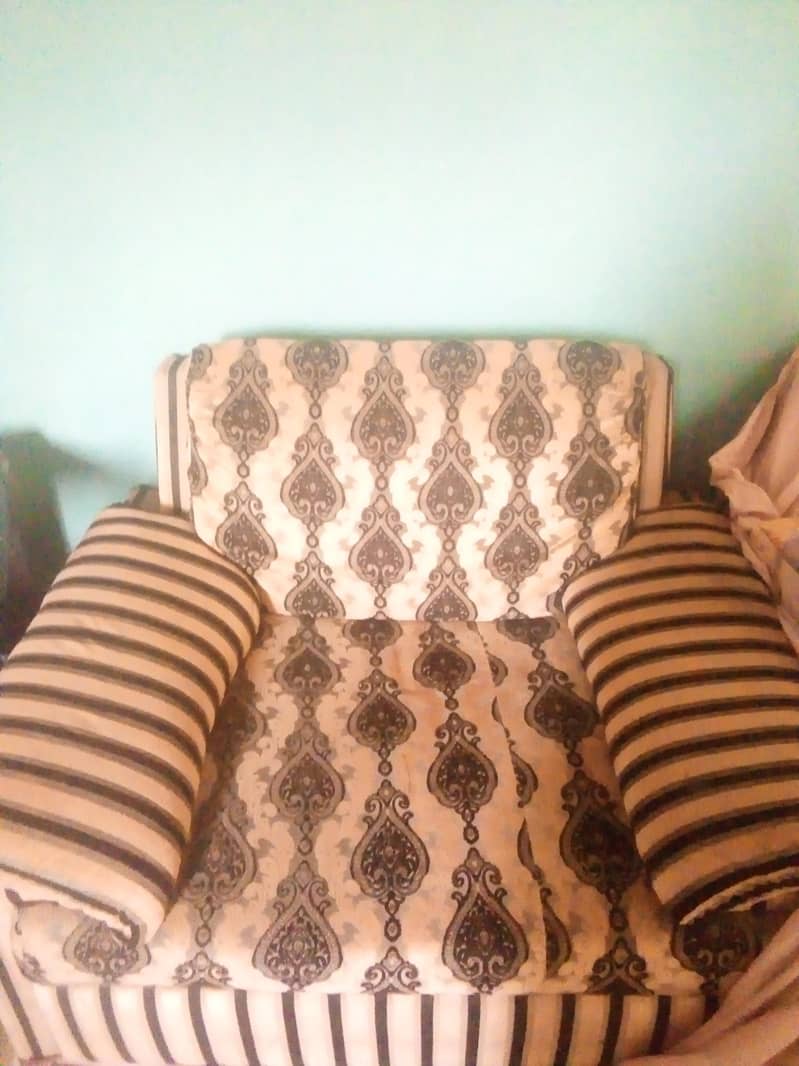 used sofa 0
