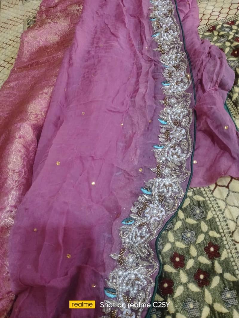 فینسی کپڑے ہیں سیل پر لگائے ہوئے 5