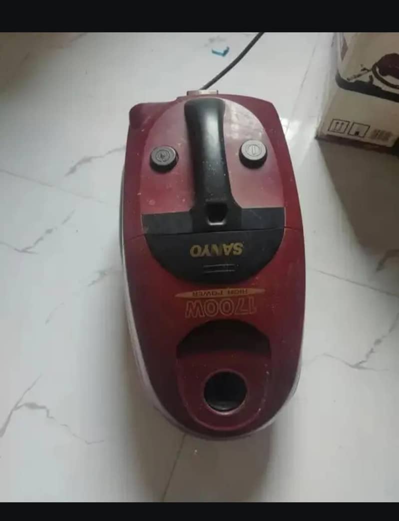 vacuum cleaner 1