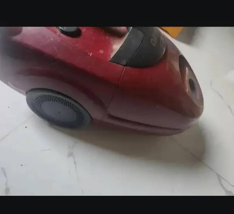 vacuum cleaner 2