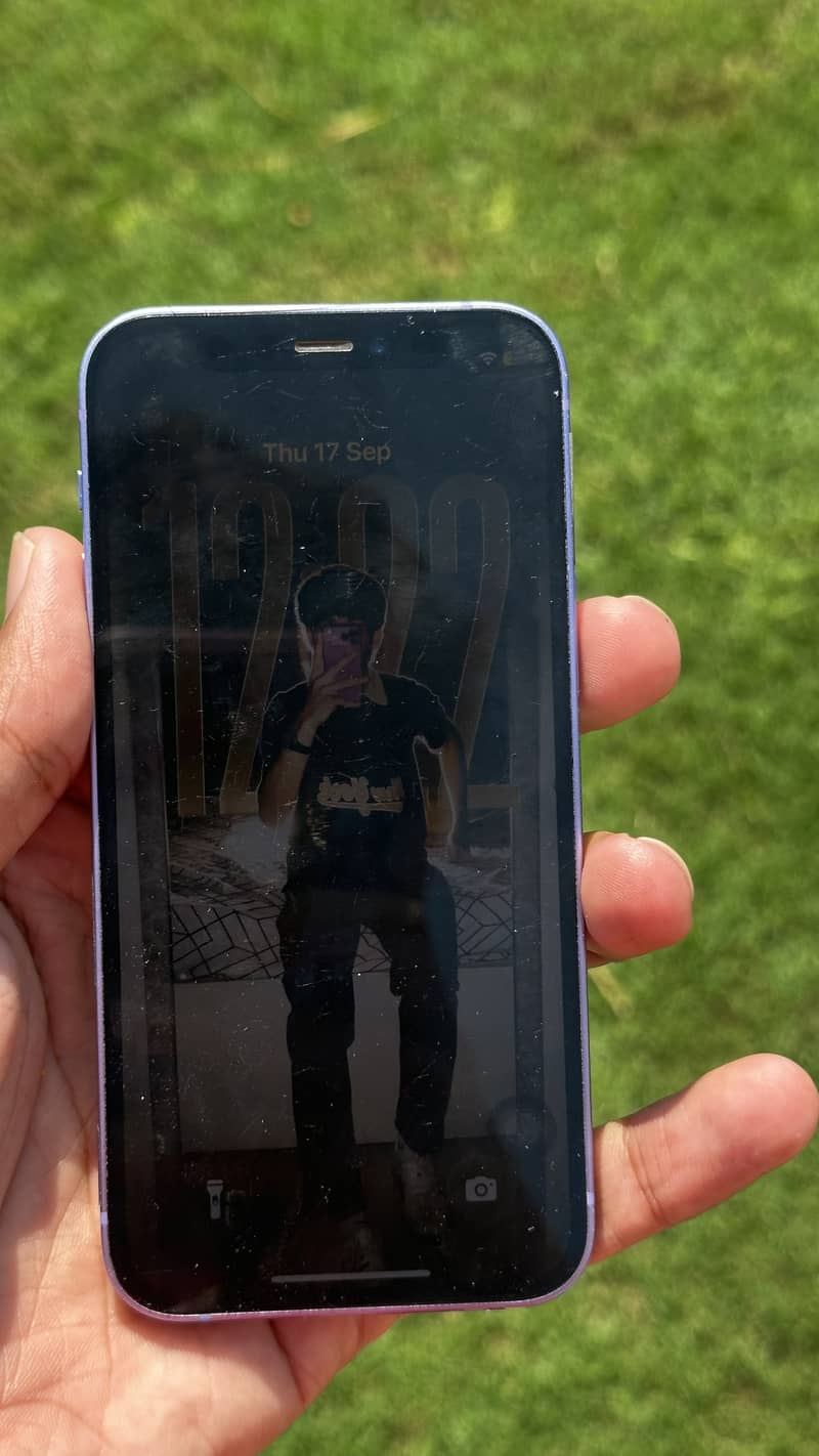 Apple iPhone 12 mini 4