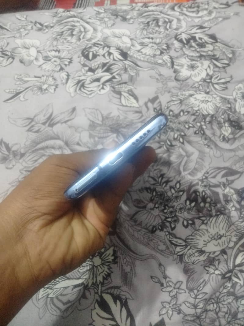 One Plus 7T 4