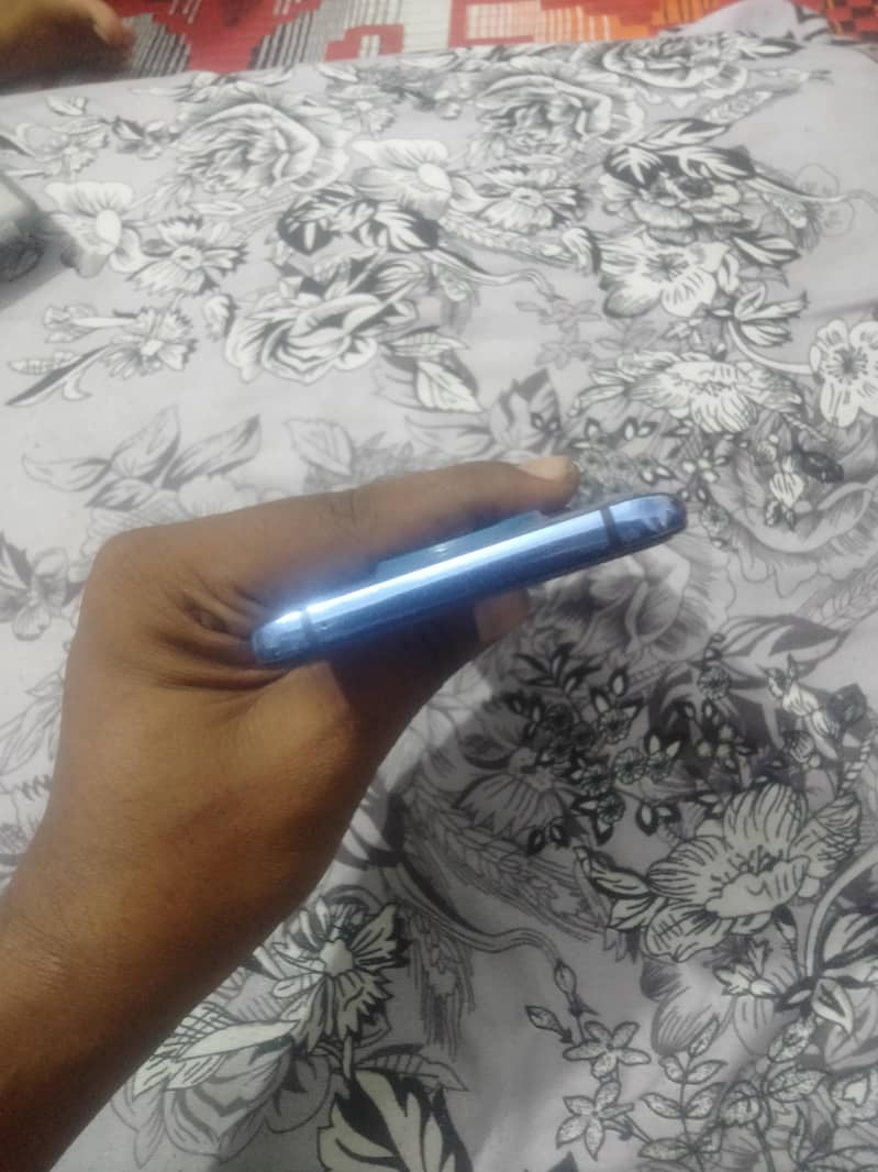 One Plus 7T 5