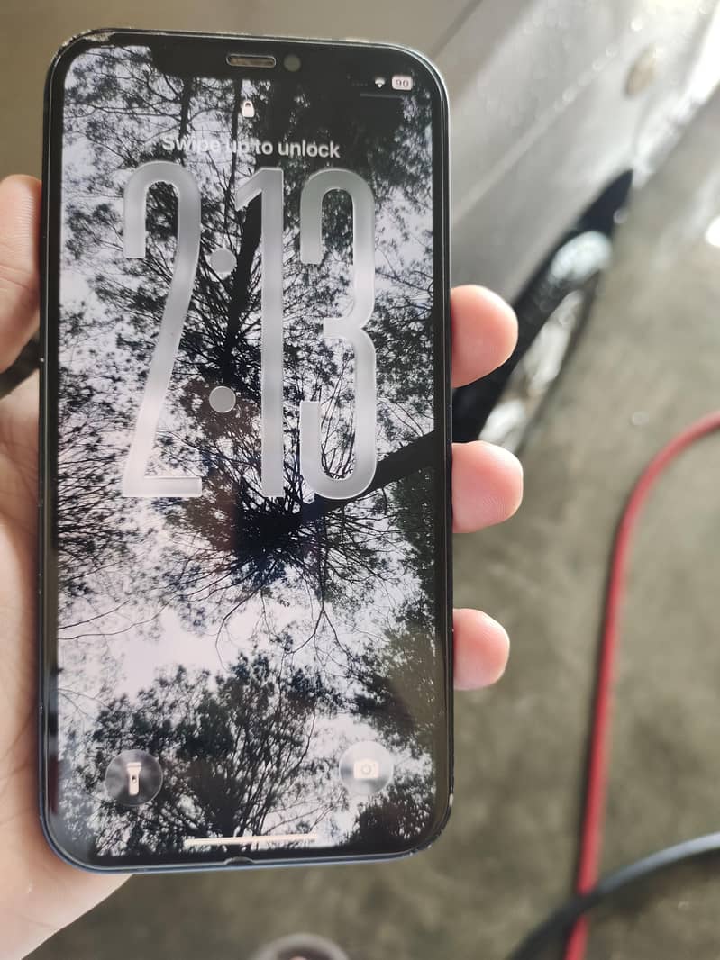 Apple iPhone 12 5
