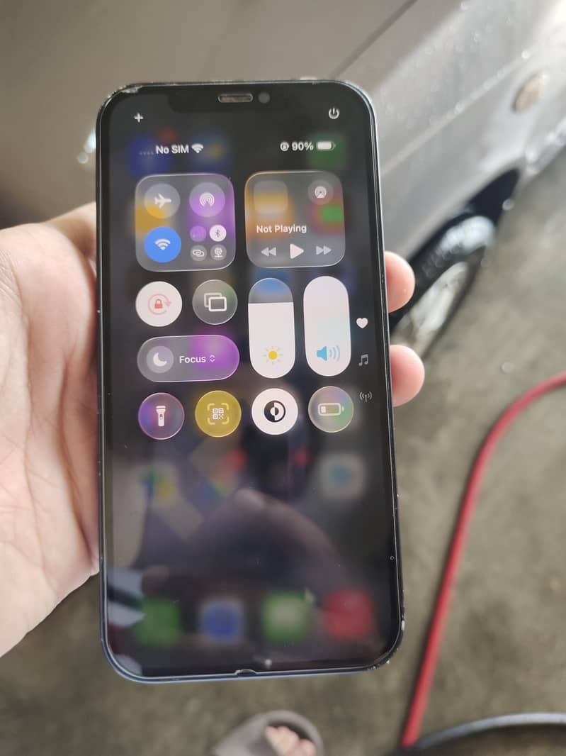 Apple iPhone 12 6
