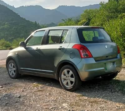 Suzuki Swift 2012