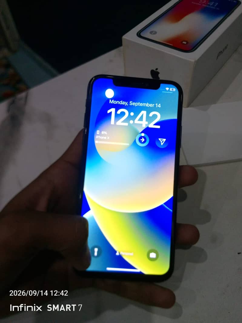 Apple iPhone X 0