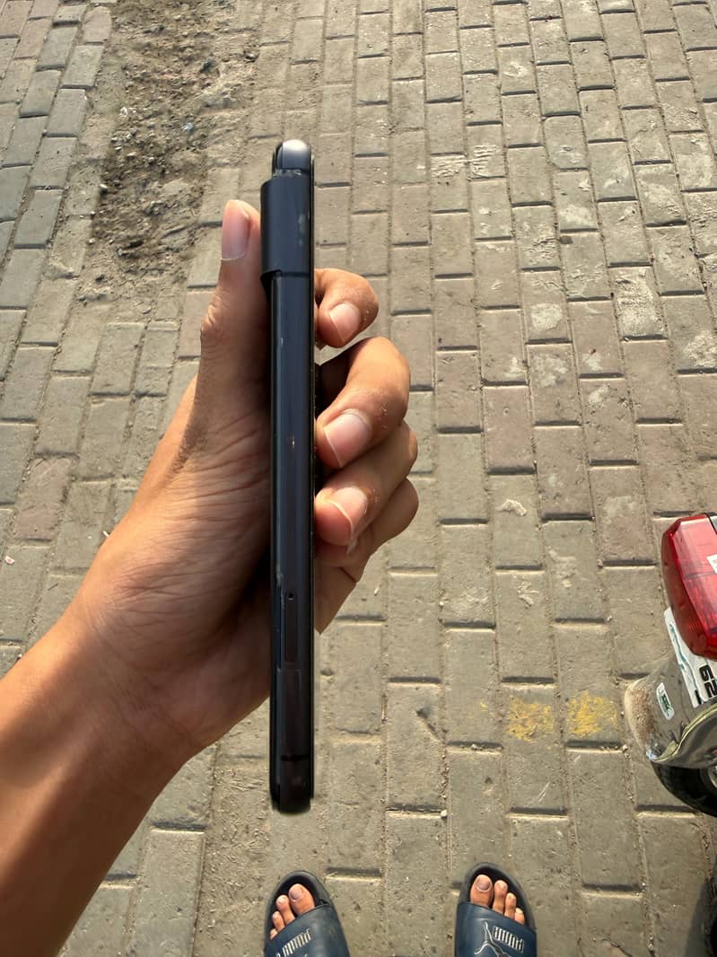 Google Pixel 8 2