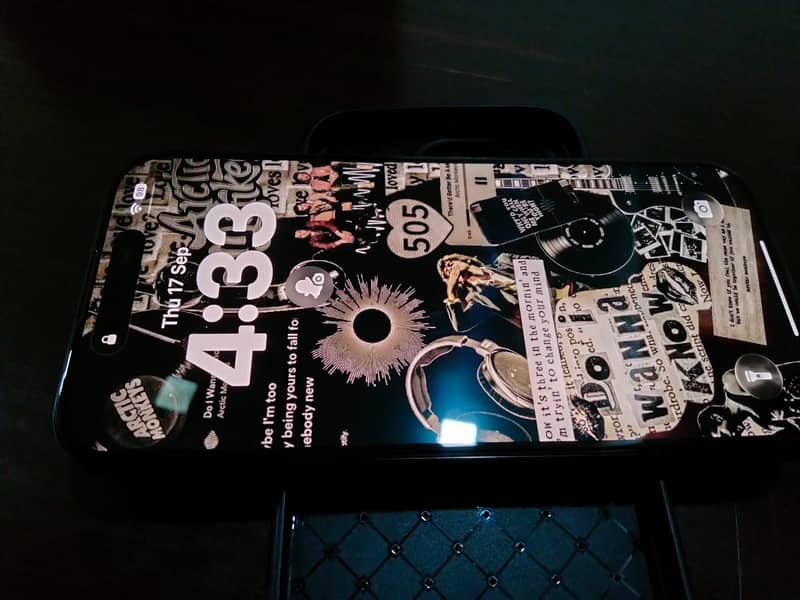 Apple iPhone 15 Pro 3