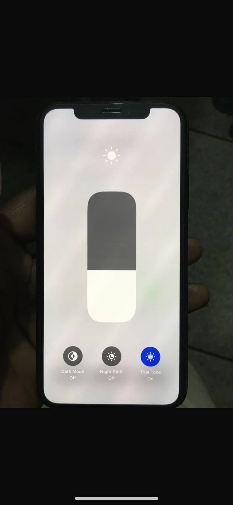 Apple iPhone X 3