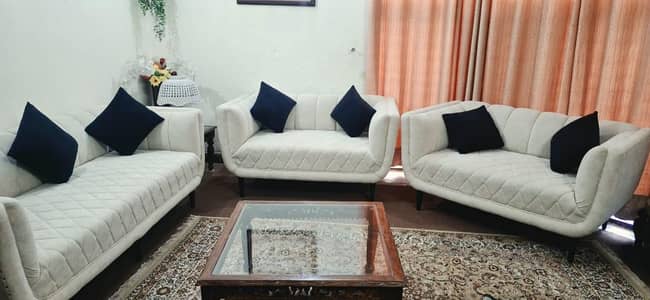 Stylish 7 Seater Comfortable Sofa