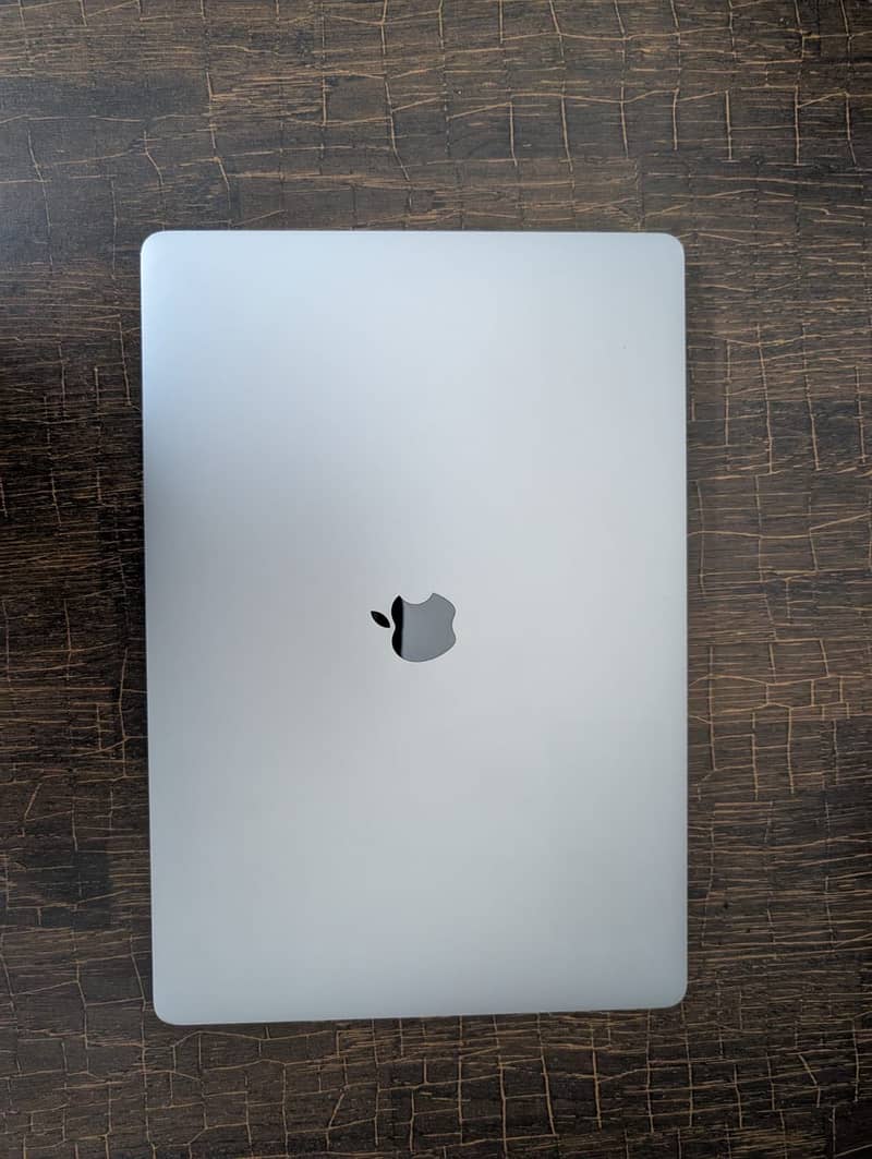 Macbook Pro i9 3