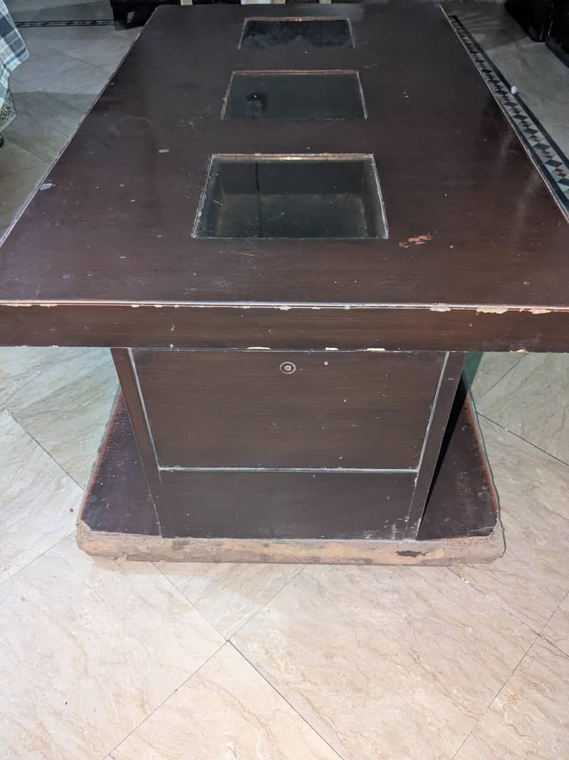 Center Table 4