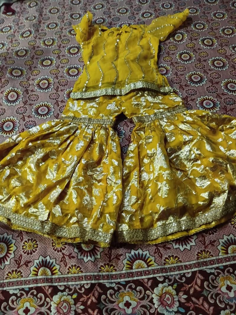 شادی بیا کے نئے کپڑے لینے کے لیے ہم سے رابطہ کریں 8