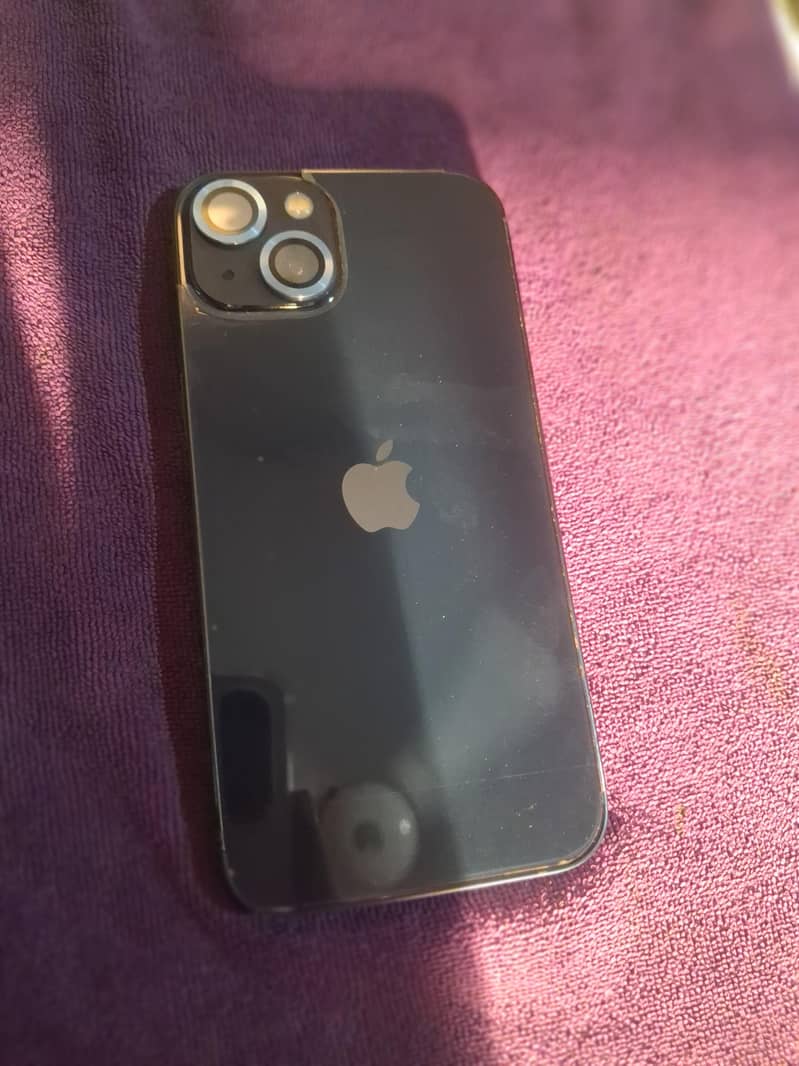 Apple iPhone 13 4