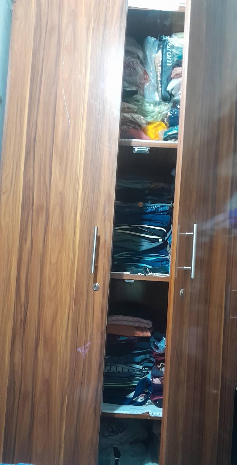 wardrobe 1