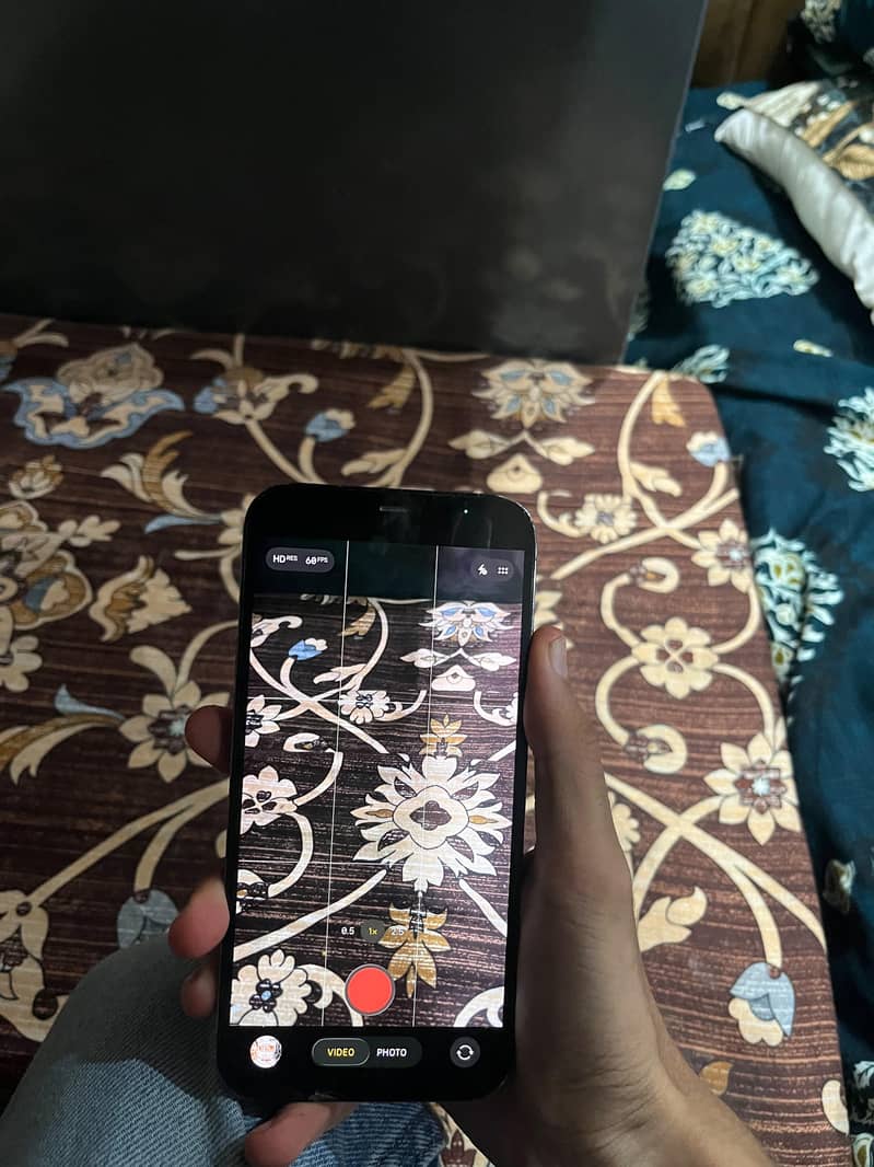 Apple iPhone 12 Pro Max 8