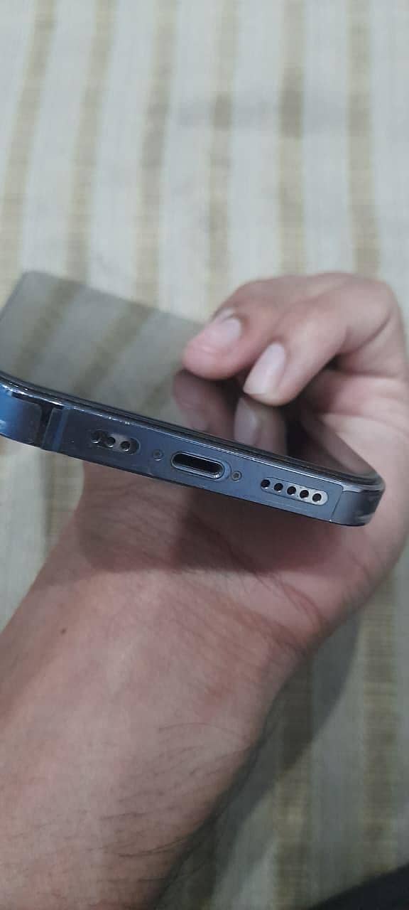 Apple iPhone 13 Pro 5