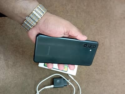 Samsung A04s 4/128 with box charger