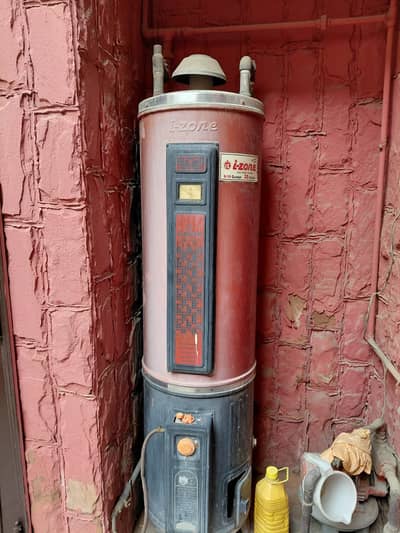 iZone 35 Gallons Gas Water Heater Long lasting Performance