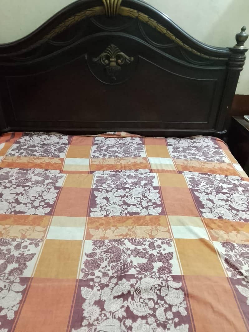 king bed 3