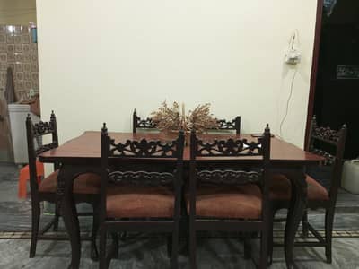 Beautiful sheesham Dining Table Set | 6 Chairs | Good Condition