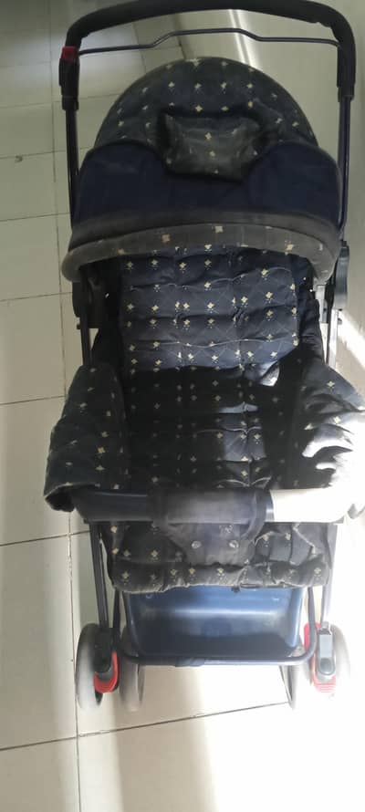used pram for sell only in 3k