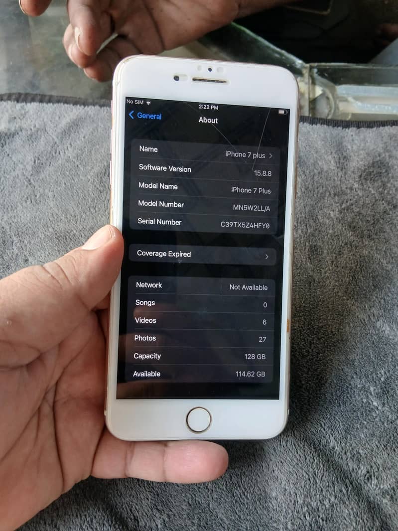 Apple iPhone 7 Plus 1