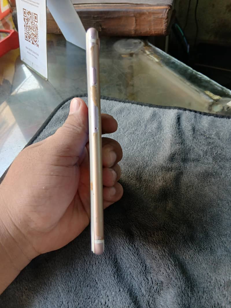 Apple iPhone 7 Plus 7