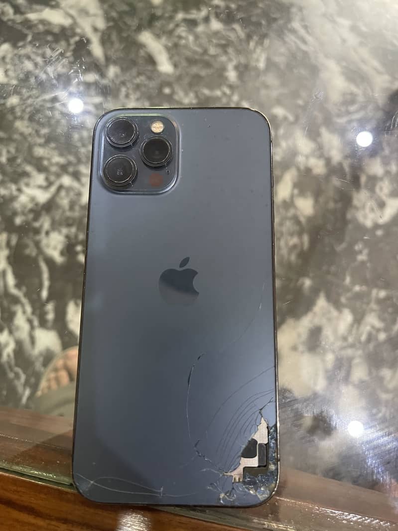 Apple iPhone 12 Pro Max 2