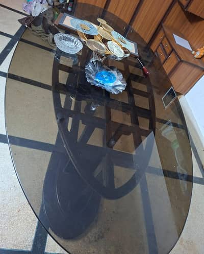 dining table for sale in reasonable price with American glass on top