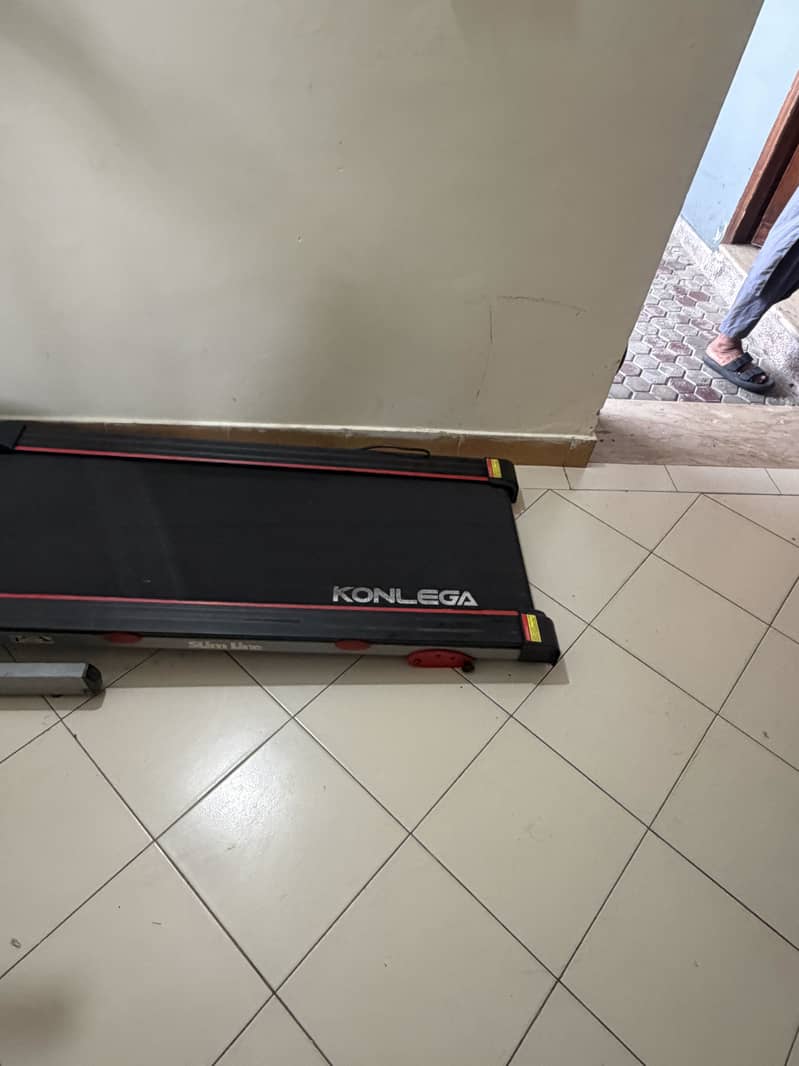 Running machine 1