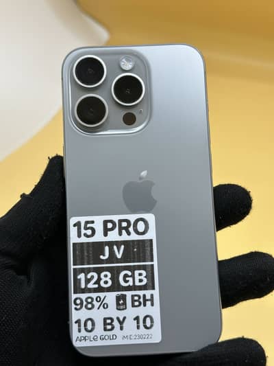 Apple iPhone 15 Pro Jv 128 GB 98% Battery Health 10 by 10