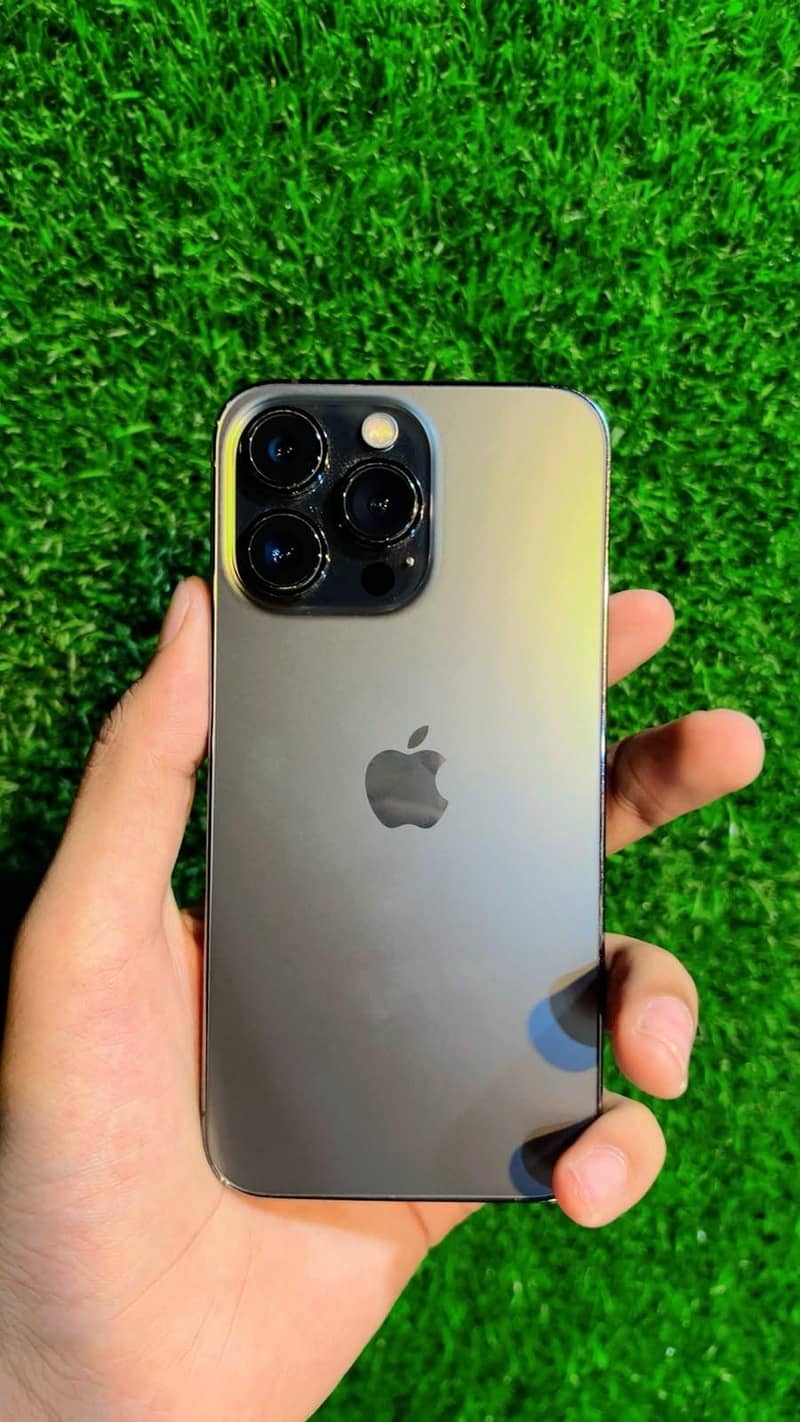 Apple iPhone 13 Pro 0