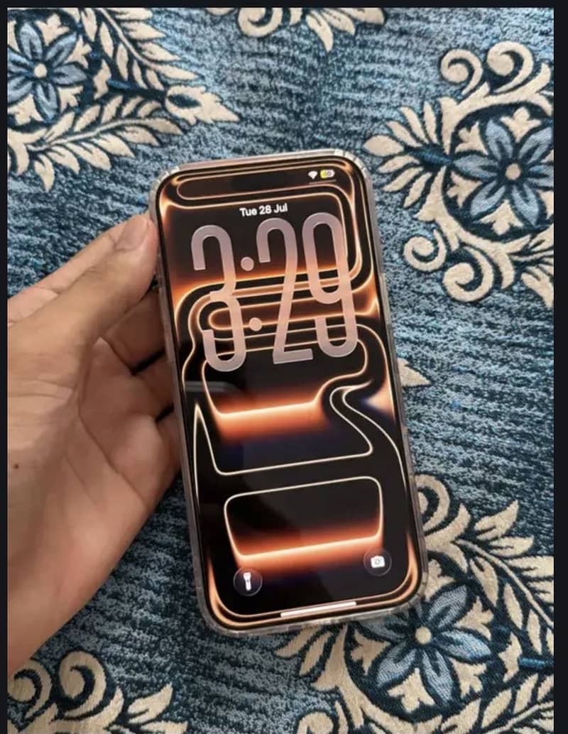 Apple iPhone 17 Pro Max 1