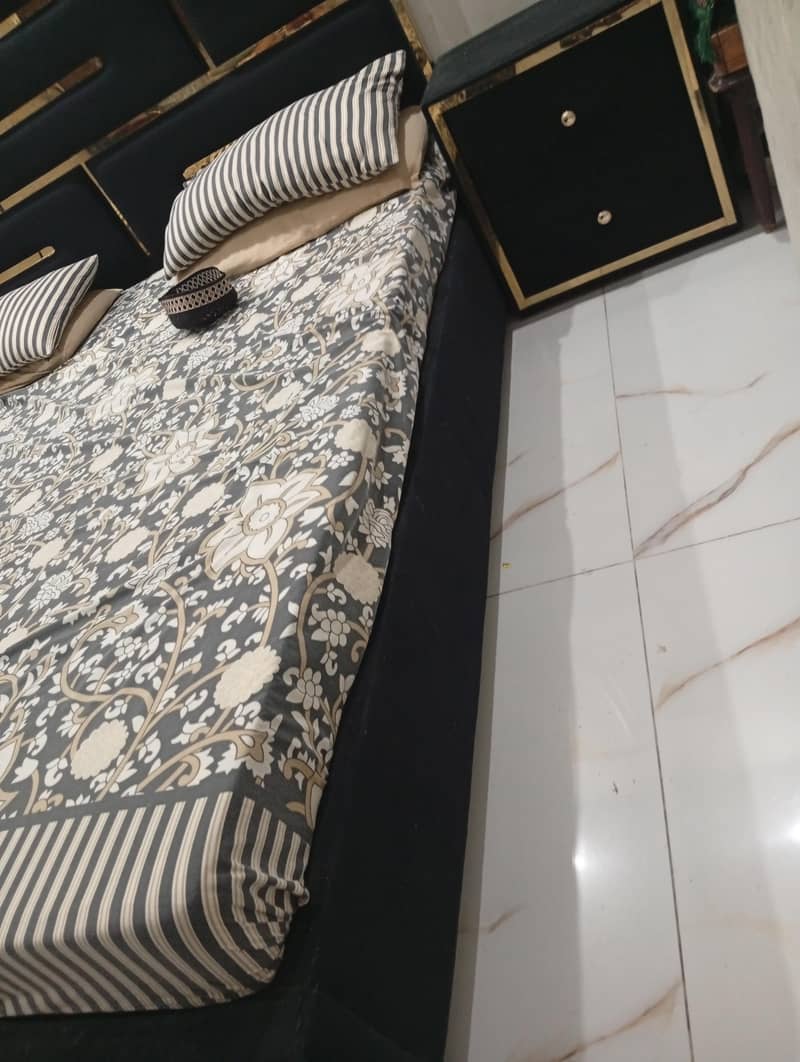 bed and side tables 2