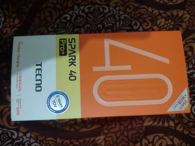 Tecno spark 40 pro+