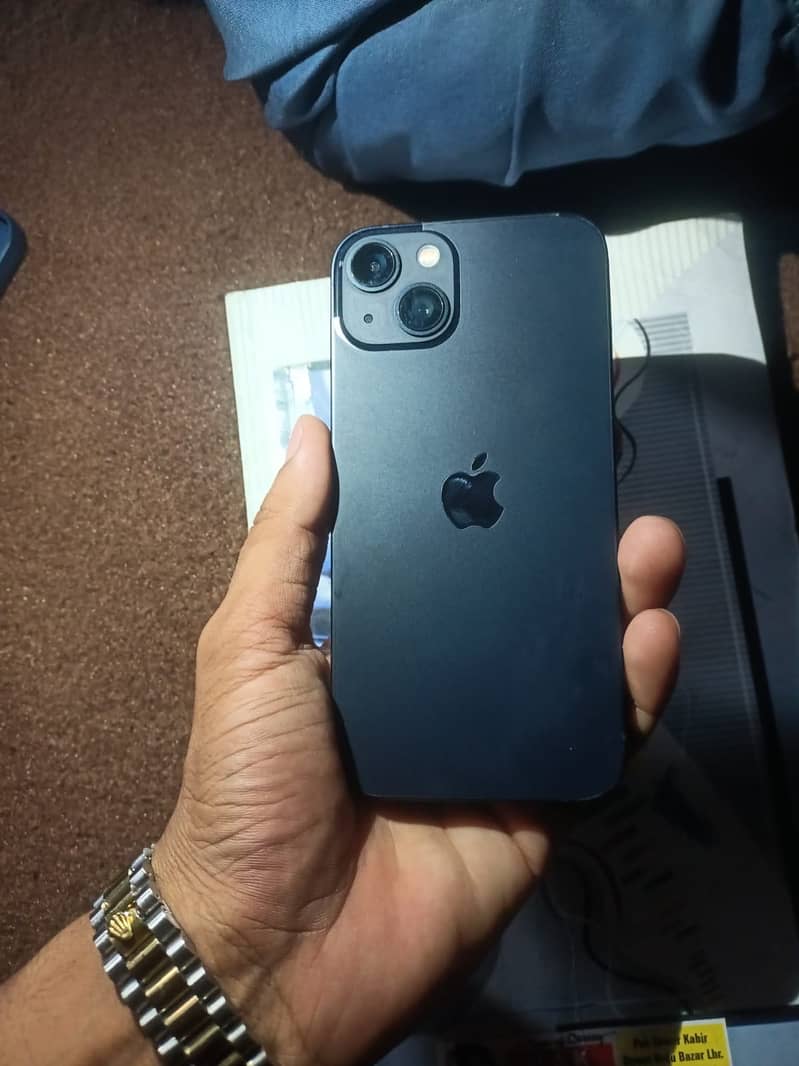 Apple iPhone 13 10
