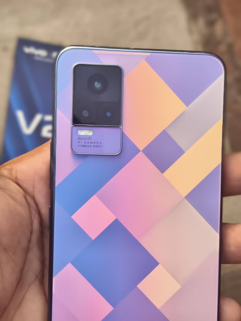 Vivo V21e 4