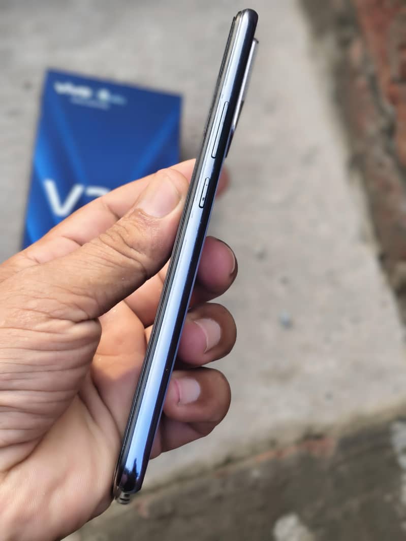 Vivo V21e 5