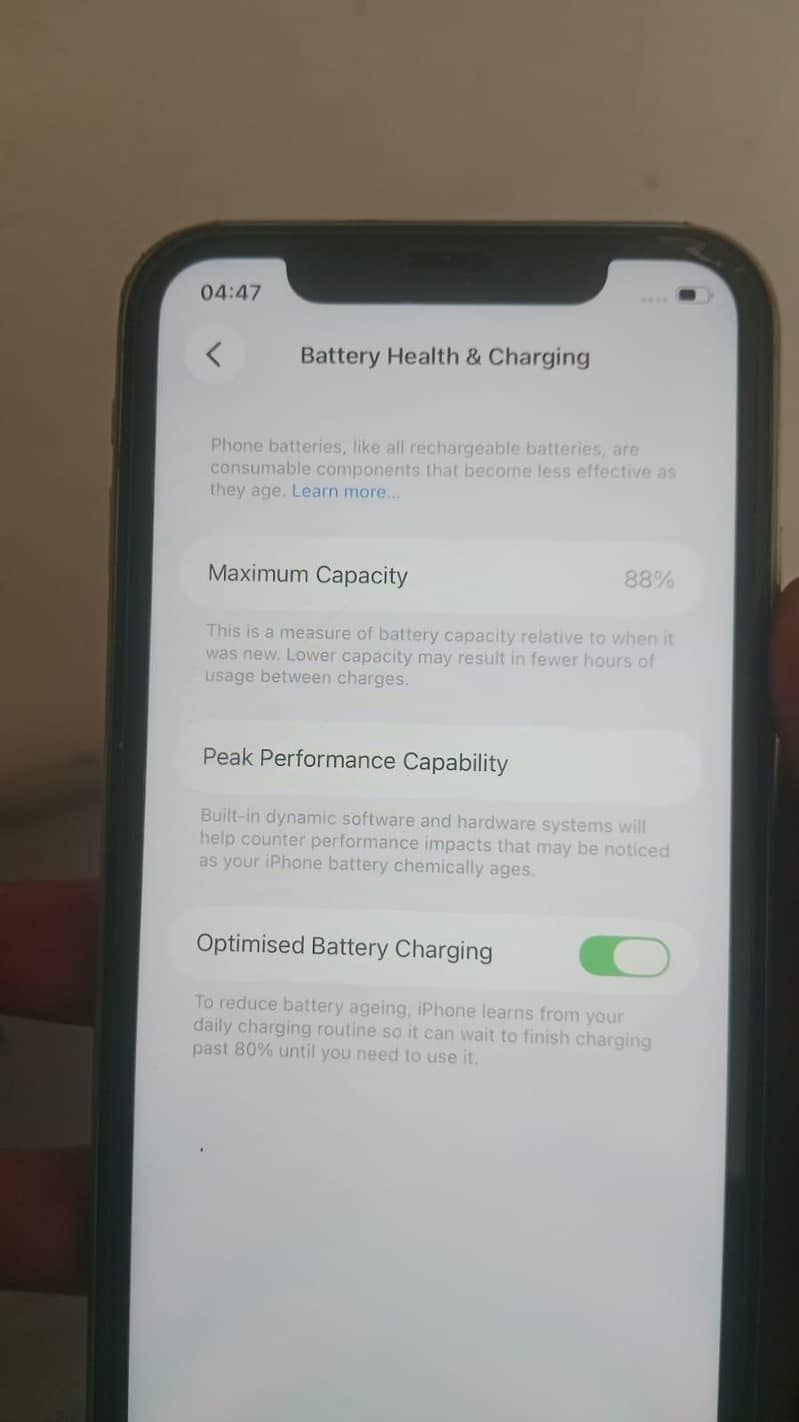 Apple iPhone 11 4