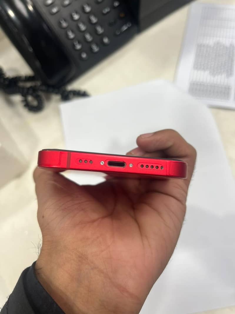 Apple iPhone 14 2