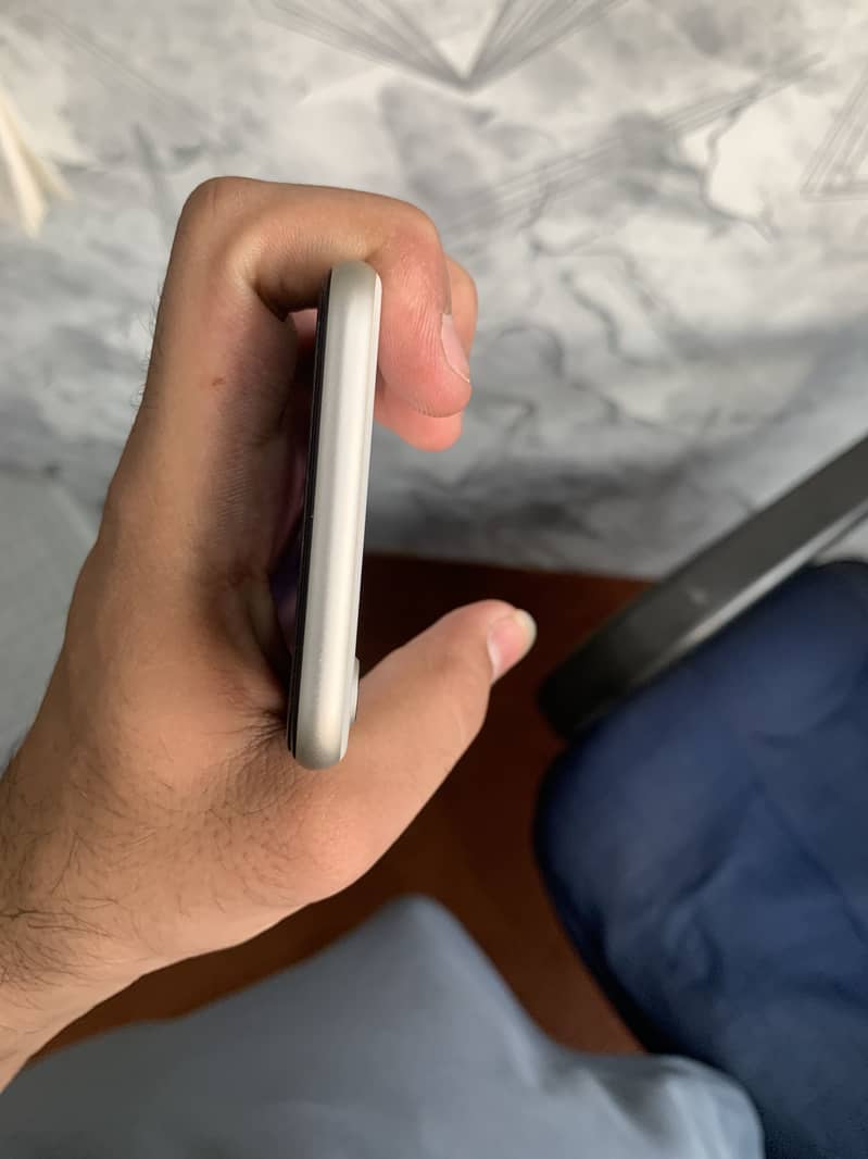 Apple iPhone SE 2